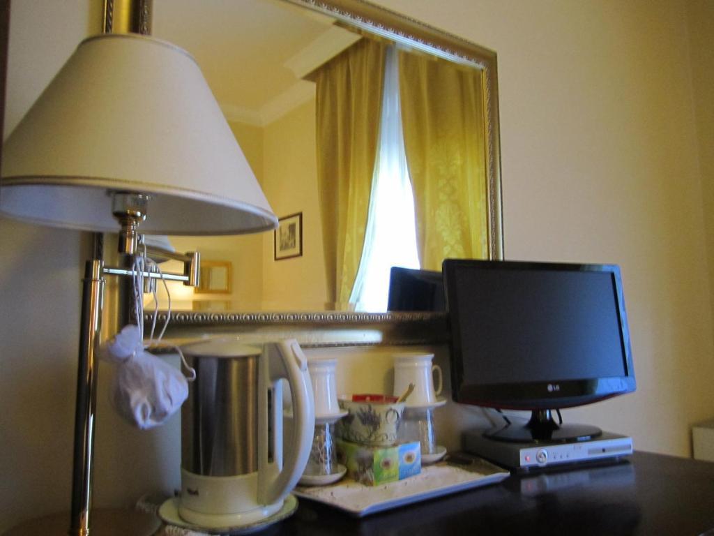 Hotel Villa Castellani Mogliano Oda fotoğraf